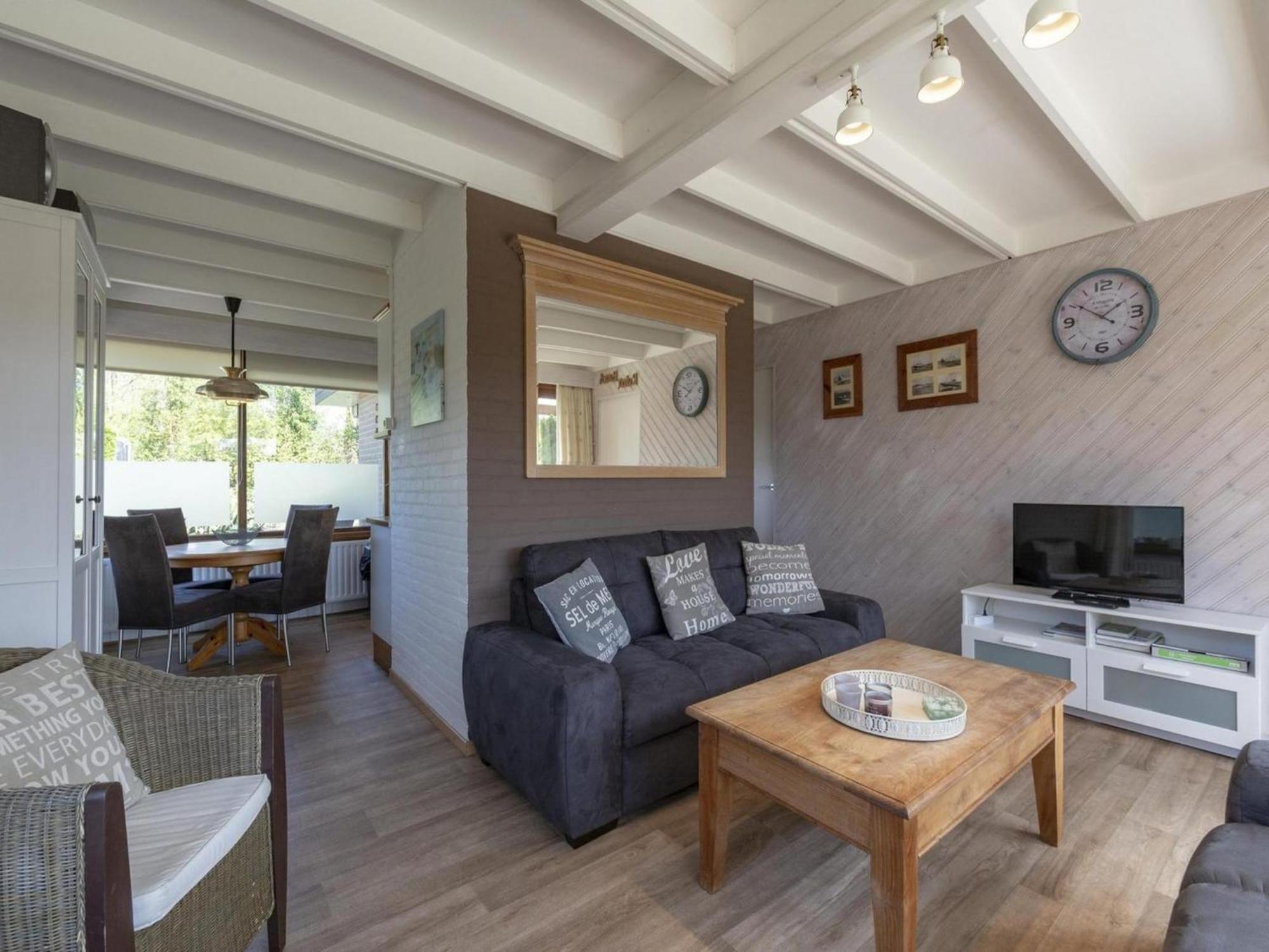 Comfortable Holiday Home By Beach Sint Maartensvlotbrug Kültér fotó