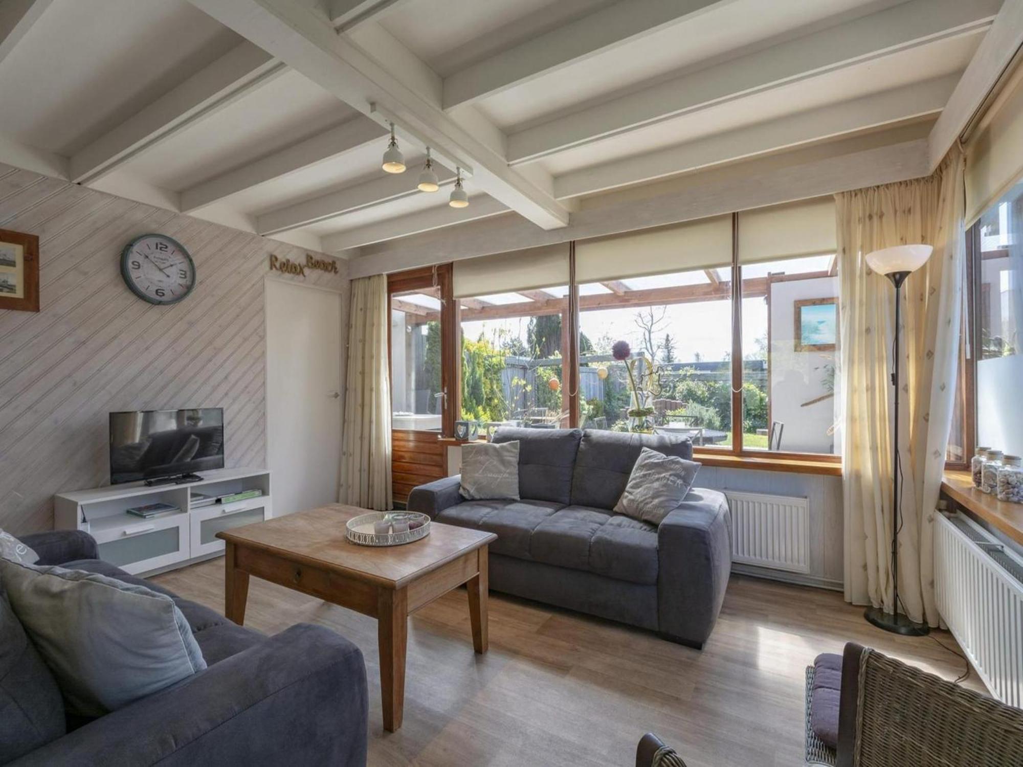 Comfortable Holiday Home By Beach Sint Maartensvlotbrug Kültér fotó